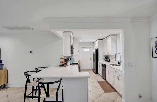Tropic Palms House | Delray Oasis with New Private Pool 5 minutes from Atlantic Ave, Boca and Beach!