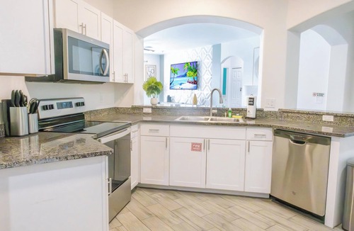 Sunset Ridge Villa | Deluxe 4 Bedroom Home in Gated Community with Private Pool