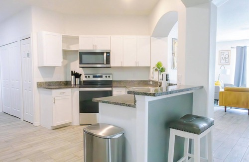 Sunset Ridge Villa | Deluxe 4 Bedroom Home in Gated Community with Private Pool