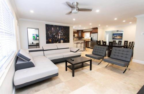 Dania Beach House | Deluxe 5BR Home in Dania Beach near Beach, Casino, Heated Pool