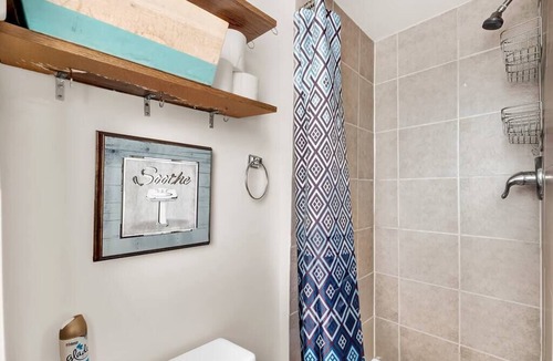 Gayborhood Apartment | Deluxe and Premium flat in center city