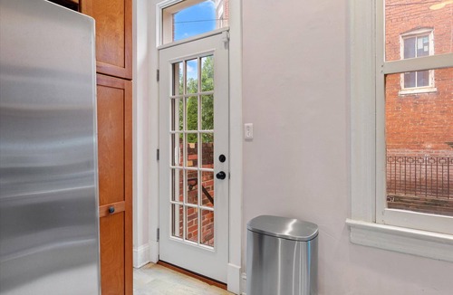Stanton Park House | Deluxe Private Bedroom on Capitol Hill | Graduate & Intern Housing