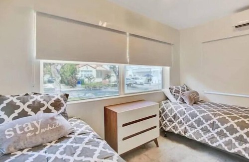 Buena Vista Apartment | Design District Apartment B