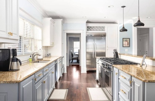 East Side House | Designer Atlanta Home — Walkable to Emory & Downtown
