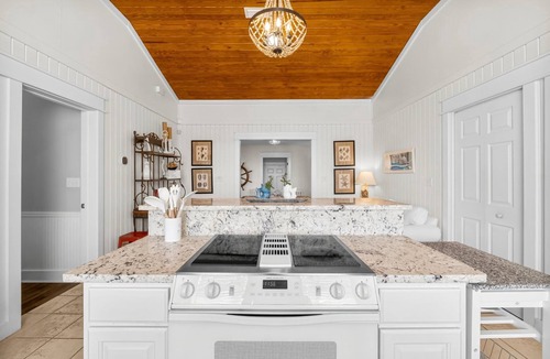 Gulf Pines House | Destin Beach House - Southern Comfort