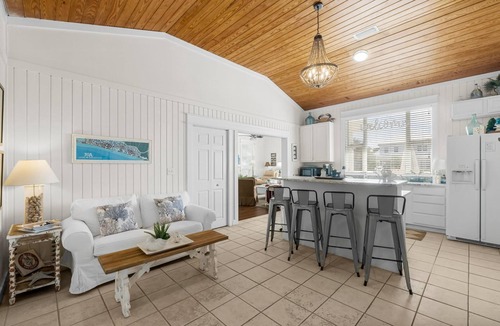 Gulf Pines House | Destin Beach House - Southern Comfort