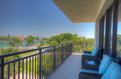 Sunset Beach Condo | Direct Beach Access, and Amazing Views. Beachfront Pool, Huge Balcony and Fabulously Appointed Condo