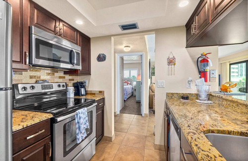 Flagler Beach Condo | Direct Beach Views - Sleeps 4, Corner Unit Tennis - Pool