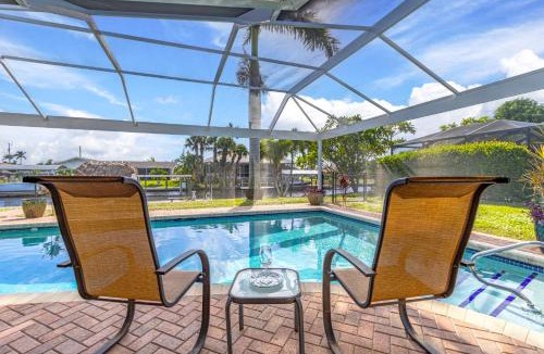 Yacht Club House | Direct Gulf Access Pet Friendly Villa with Heated Pool & Kayaks - Villa Baja - Roelens Vacations