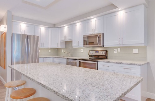 Sanibel Condo | Direct Gulf Front ! Completely Renovated Modern 2 Bedroom !