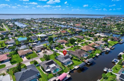 Caloosahatchee House | Direct Intercoastal Access W Pool
