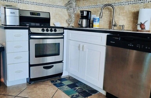 East Daytona Apartment | DIRECT OCEAN VIEW BALCONY-New pool!nn