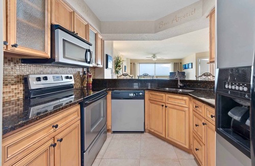 Seawinds Condo Condo | Direct oceanfront condo with a private balcony, heated beachfront pool, and garage