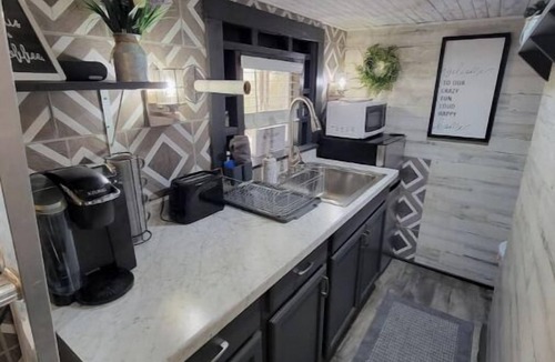 Flag Pond Cabin | DIRECT STREAM FRONT Mountain Tiny Home
