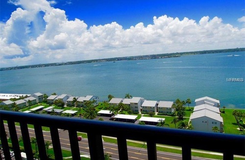 Sand Key Condo | Directly on the Beach! 139nt special Oct 18 to Nov 1 2025