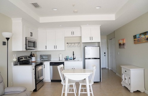Englewood Condo | Directly on the Key w/Private entry to Englewood Beach and Bayside views! Unit B