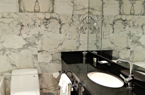 Kalorama Heights Hotel | Discover Washington | 2 Posh Pet-Friendly Units | 1.4 Miles to Tudor Place