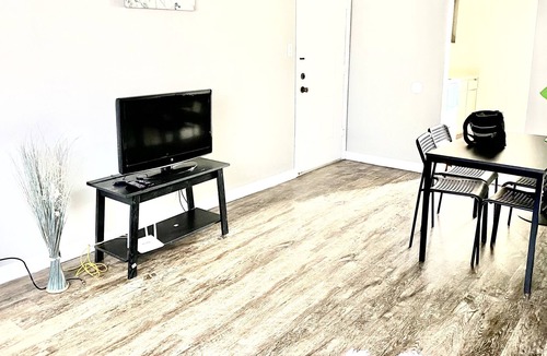Downtown Memphis Apartment | Discreet Recovery Retreats in Medical District-free shuttle to down town