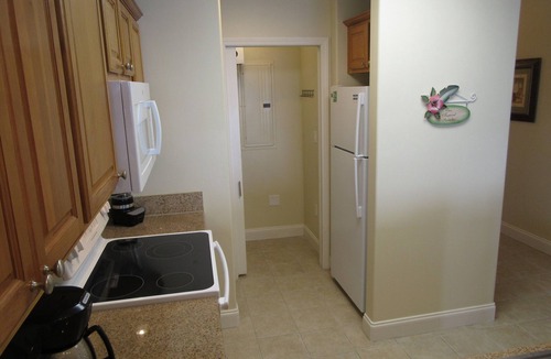 Florida Central Atlantic Coast Condo | DISNEY area CONDO 2 KING BEDS 2 BUNKS 2 BATHS Large 1350 sq ft Lake View 10th fl
