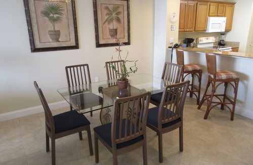 Florida Central Atlantic Coast Condo | DISNEY area CONDO 2 KING BEDS 2 BUNKS 2 BATHS Large 1350 sq ft Lake View 10th fl
