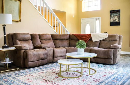Ridgewood Lakes House | Disney World Villa – 4BR, Private Pool, Family Retreat