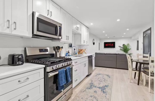 Columbia Heights House | District Den - Walk Score 99 + Private Parking