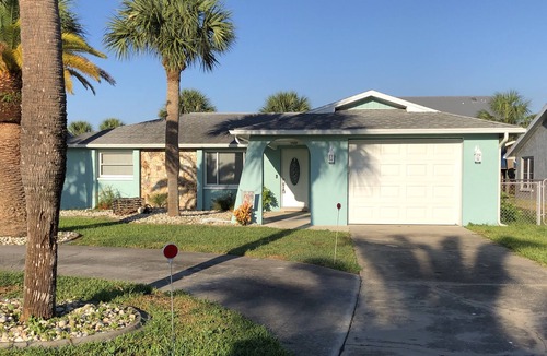 Sea Ranch House | DOCK*DEEP WATER ACCESS BBQ, 3 TVs*FREE WIFI.