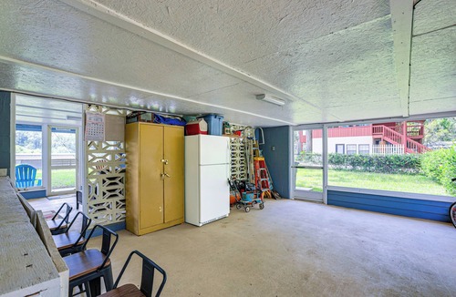 Old Town House | Dock + Screened Porch: Suwannee River Retreat!