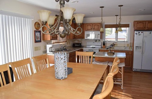Deep Hole House | Dockside Dreams-Canalfront Home in Oyster Bay with Boat Dock.