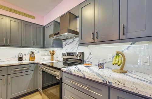 Spring Hill House | Dockside Hernando Beach Retreat w/Canal Access