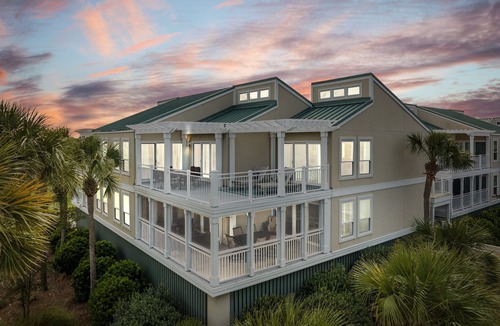 Seabrook Island Villa | Dog Friendly 2nd Floor Beach Condo