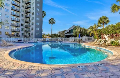 Southwest Orlando House | Dog-friendly condo with a kitchenette, AC, pools, hot tubs, tennis, & gym