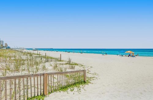 Bahama Beach House | Dog-friendly home steps to beach with 2 kitchens dressing room & game room