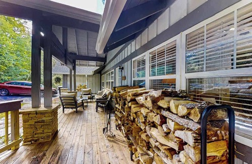 Highlands House | Dog-friendly home with private deck, outdoor fireplace, & immaculate interior
