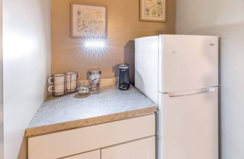 Sylva House | Dog-friendly home with WiFi, private washer/dryer, grill, hot tub, firepit