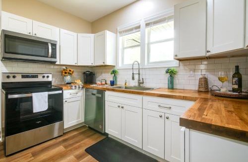 Jackson House | Dog-Friendly Jackson Home Near Downtown Hub!