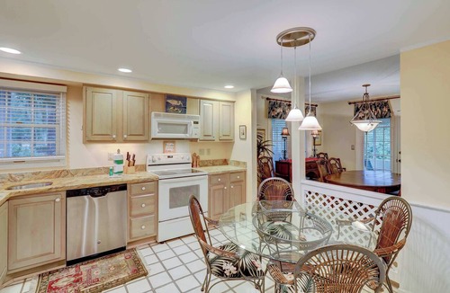 Shipyard Plantation Condo | Dog-Friendly Villa with Pool, Tennis, Patio, Full Kitchen & Beach Nearby