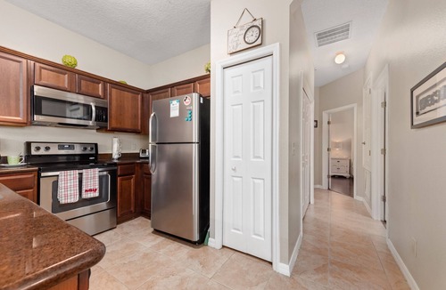 West Kissimmee Condo | Dolce Villas At Oakwater Resort- Located Just 1.5 Miles from Disney