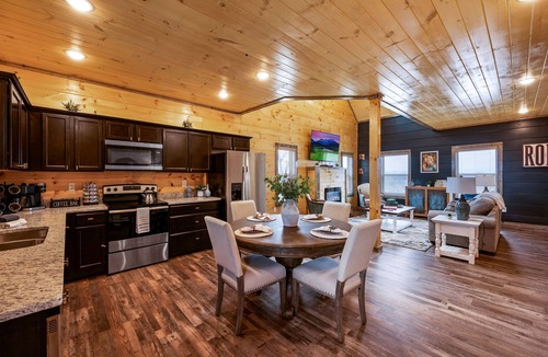 Sevierville House | Dolly Parton's "A Cowboy's Way."