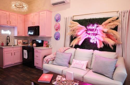 Dover House | Dolly's Place 6260