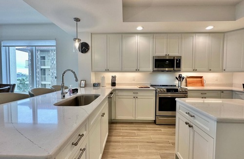 Island Estate Condo | Dolphin Harbour 305 - Luxury Waterfront