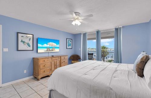Meadows House | Dominica - New Waterfront Condo Pool Dock 2 Bedroom 2 Bathroom