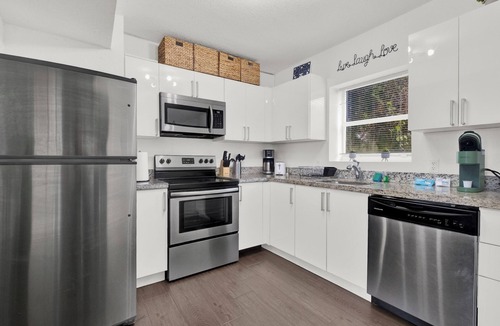 Buena Vista House | Dos Casitas Design District #2 - 4/2 House - 5 minutes from Wynwood and Design