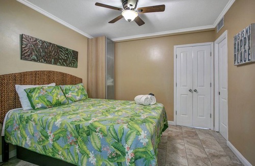 Bay Esplanade Condo | Double Queen Bed Unit