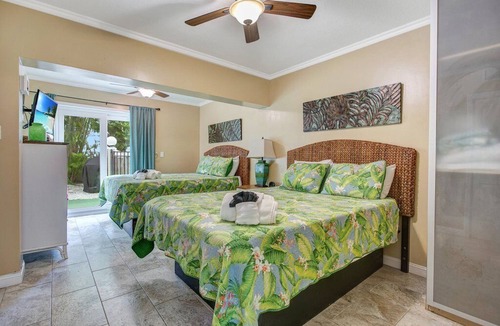 Bay Esplanade Condo | Double Queen Bed Unit