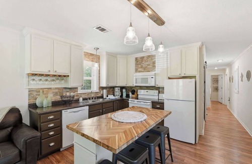 San Juan Villa | Double Yew- Dog Friendly- 4 Bikes