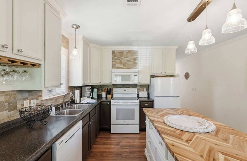 San Juan Villa | Double Yew- Dog Friendly- 4 Bikes