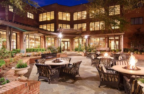 Barclay Downs Hotel | DoubleTree Suites by Hilton Charlotte/SouthPark