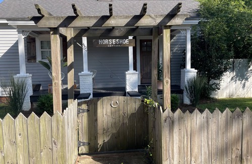 Aiken Cottage | Downtown Aiken Cottage