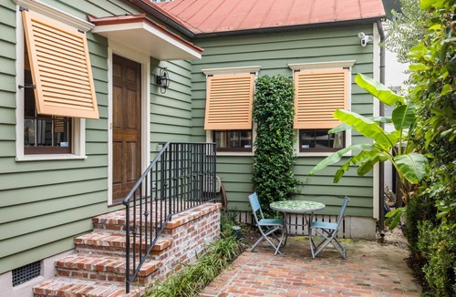 Harleston Village House | Downtown Charleston Peninsula Home